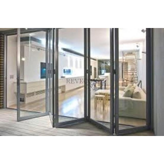 Алюминиевые двери-гармошка от немецкого бренда Schüco